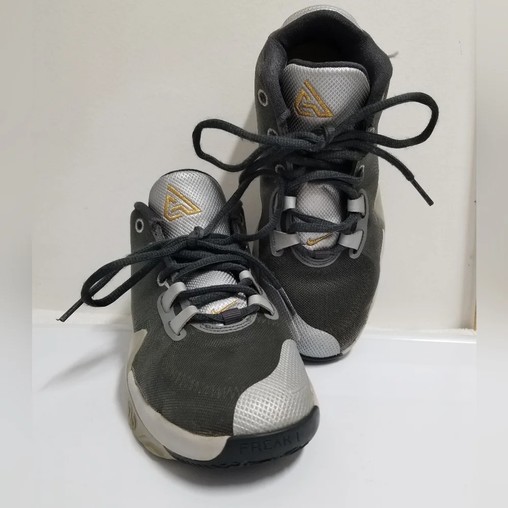 Nike Zoom Freak 1 GS in Smoke Grey 4 Youth